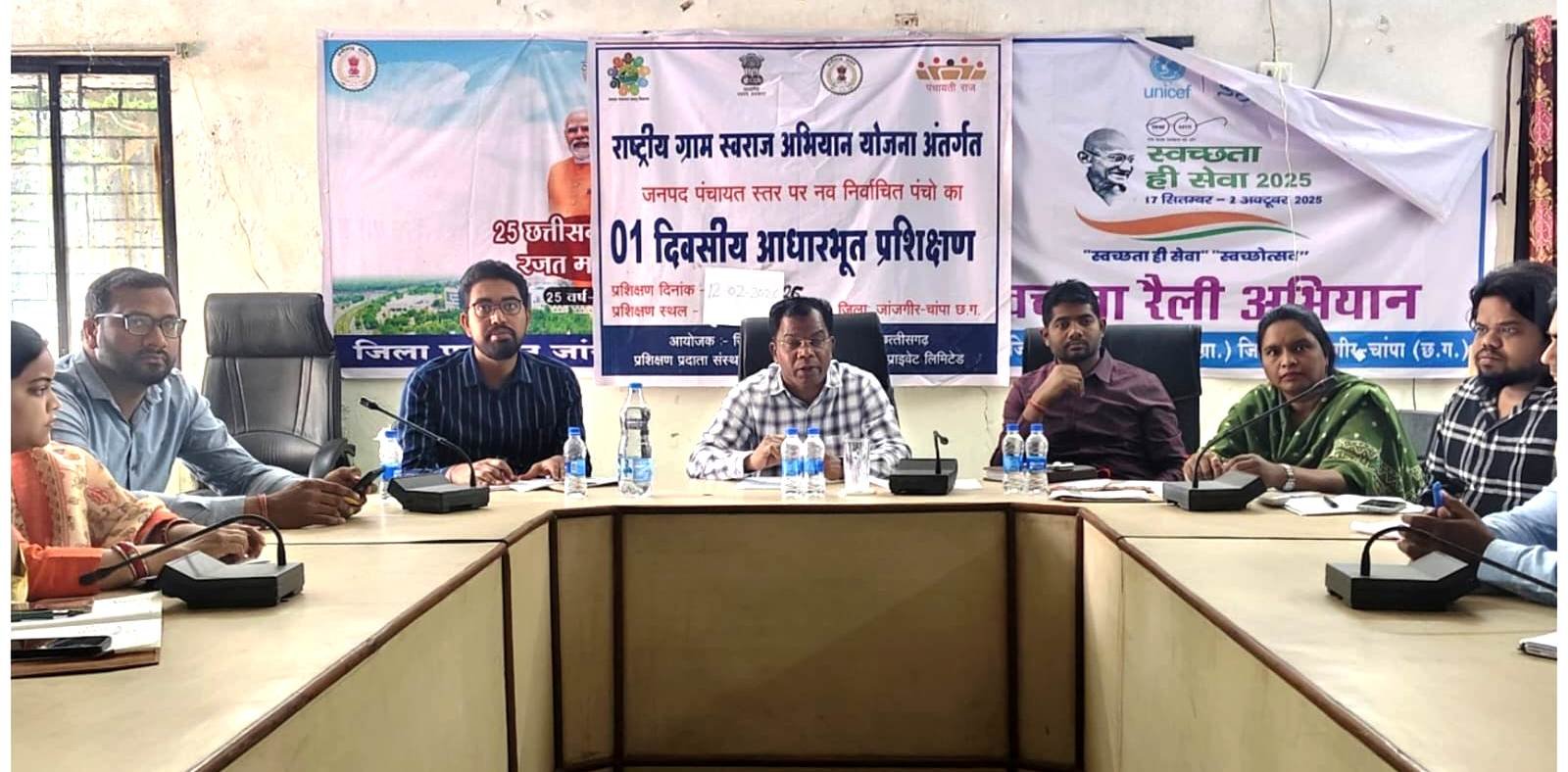 जिला पंचायत सीईओ ने 15 मार्च तक मनरेगा कार्य, जून तक पीएम आवास पूर्ण करने के दिए सख्त निर्देश नवागढ़ जनपद में पंचायत एवं ग्रामीण विकास कार्यों की समीक्षा बैठक आयोजित