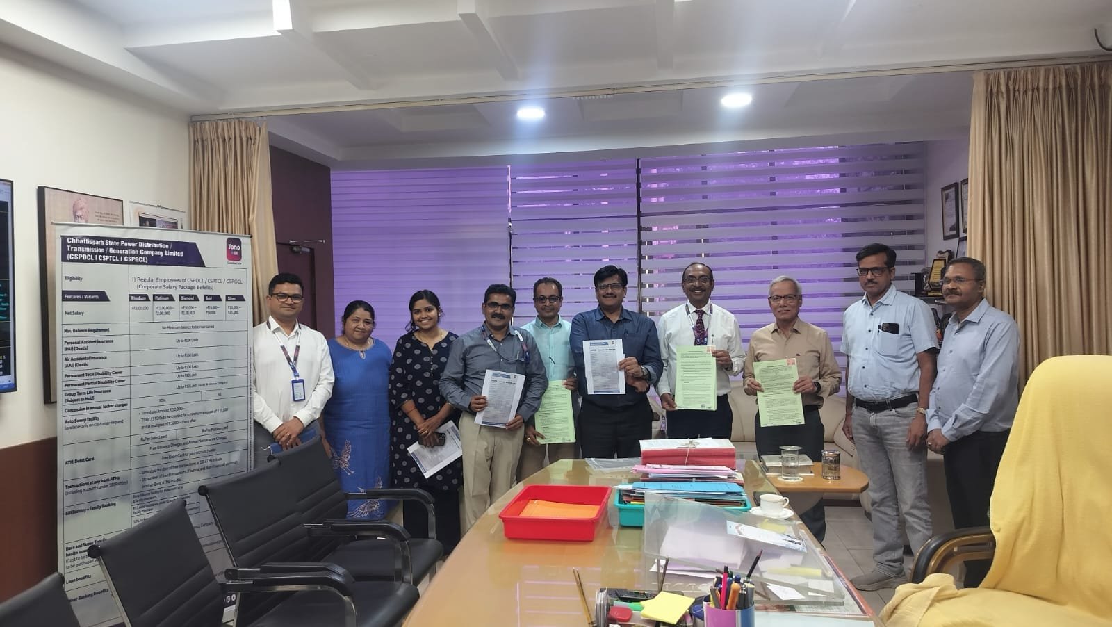 CSPTCL कर्मचारियों को बड़ा तोहफा: SBI के साथ समझौते से 1.60 करोड़ तक बीमा और प्रीमियम सुविधाएं,कॉर्पोरेट सैलरी पैकेज के तहत बैंकिंग, इंश्योरेंस और लाइफस्टाइल बेनिफिट्स का मिलेगा लाभ