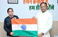 माउंट एवरेस्ट विजेता अमिता श्रीवास के स्वास्थ्य लाभ हेतु राज्य सरकार सजग : मुख्यमंत्री श्री विष्णु देव साय,   मुख्यमंत्री श्री विष्णुदेव साय ने अधिकारियों को समन्वय कर हरसंभव सहायता सुनिश्चित करने के दिए निर्देश
