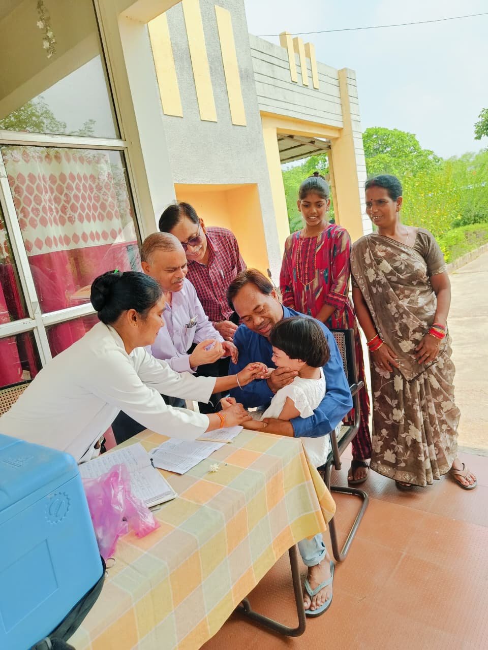मड़वा विद्युत संयंत्र के विभागीय अस्पताल में  82 बच्चों को पिलाई गई पल्स पोलियो की दवा