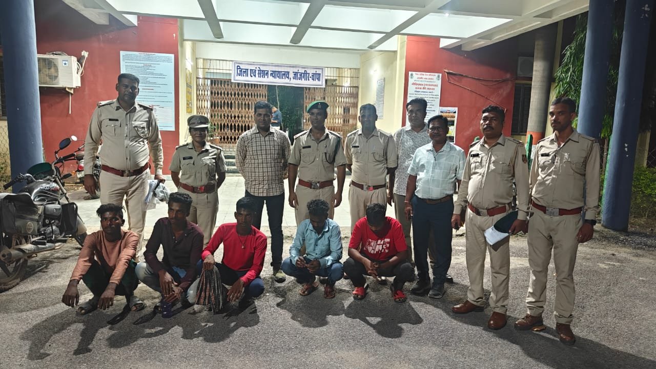 वन विभाग की बड़ी कार्रवाई: बंगाल मॉनिटर के अवैध शिकार मामले में 5 आरोपी गिरफ्तार, न्यायिक रिमांड के लिए पेश,   वन्यजीव संरक्षण के प्रति विभाग की सख्ती, स्वास्थ्य परीक्षण के बाद न्यायालय में की गई पेशी
