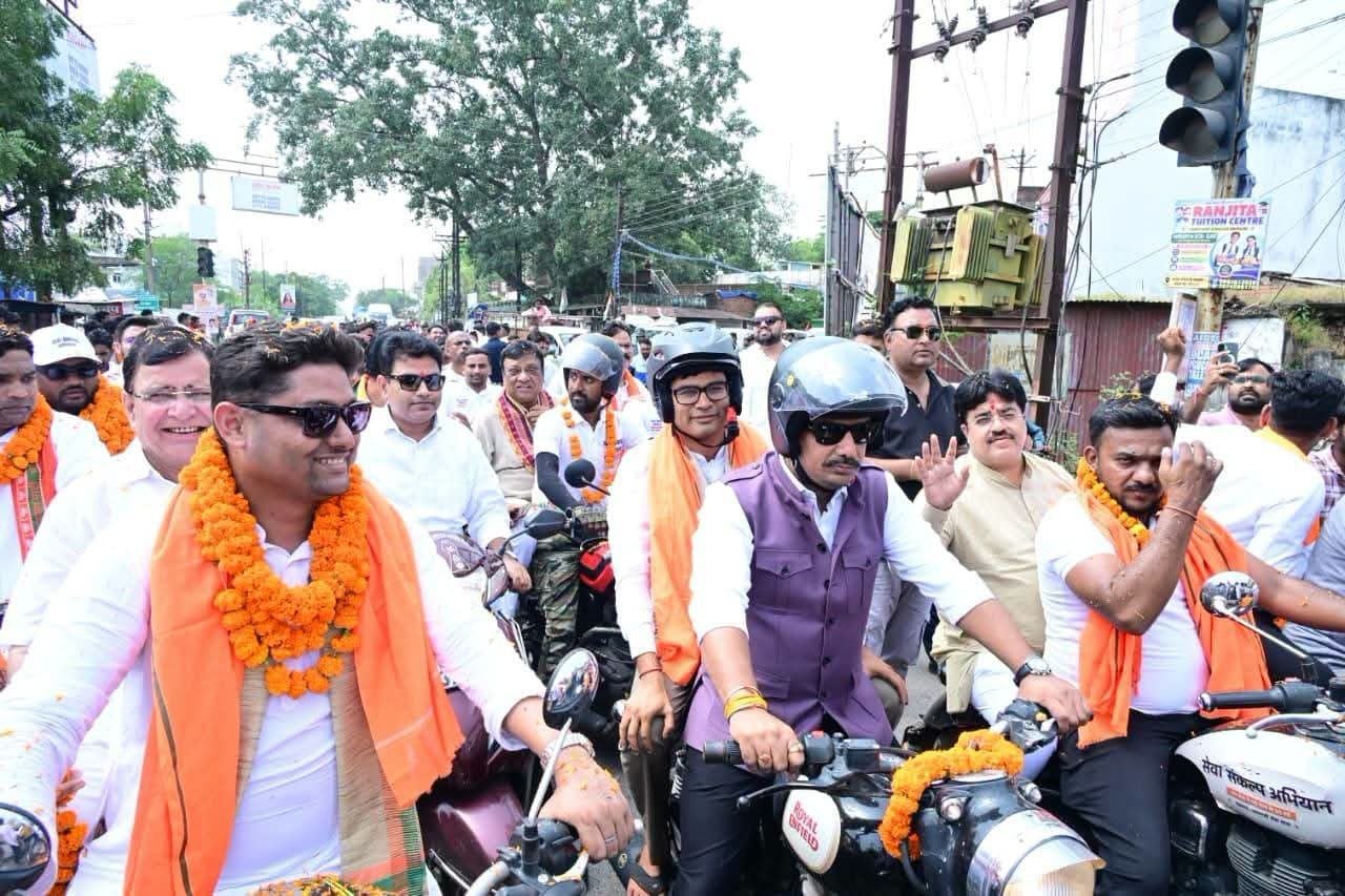 वडनगर से वाराणसी सेवा संकल्प यात्रा एवं युवा संवाद सफलतापूर्वक संपन्न
